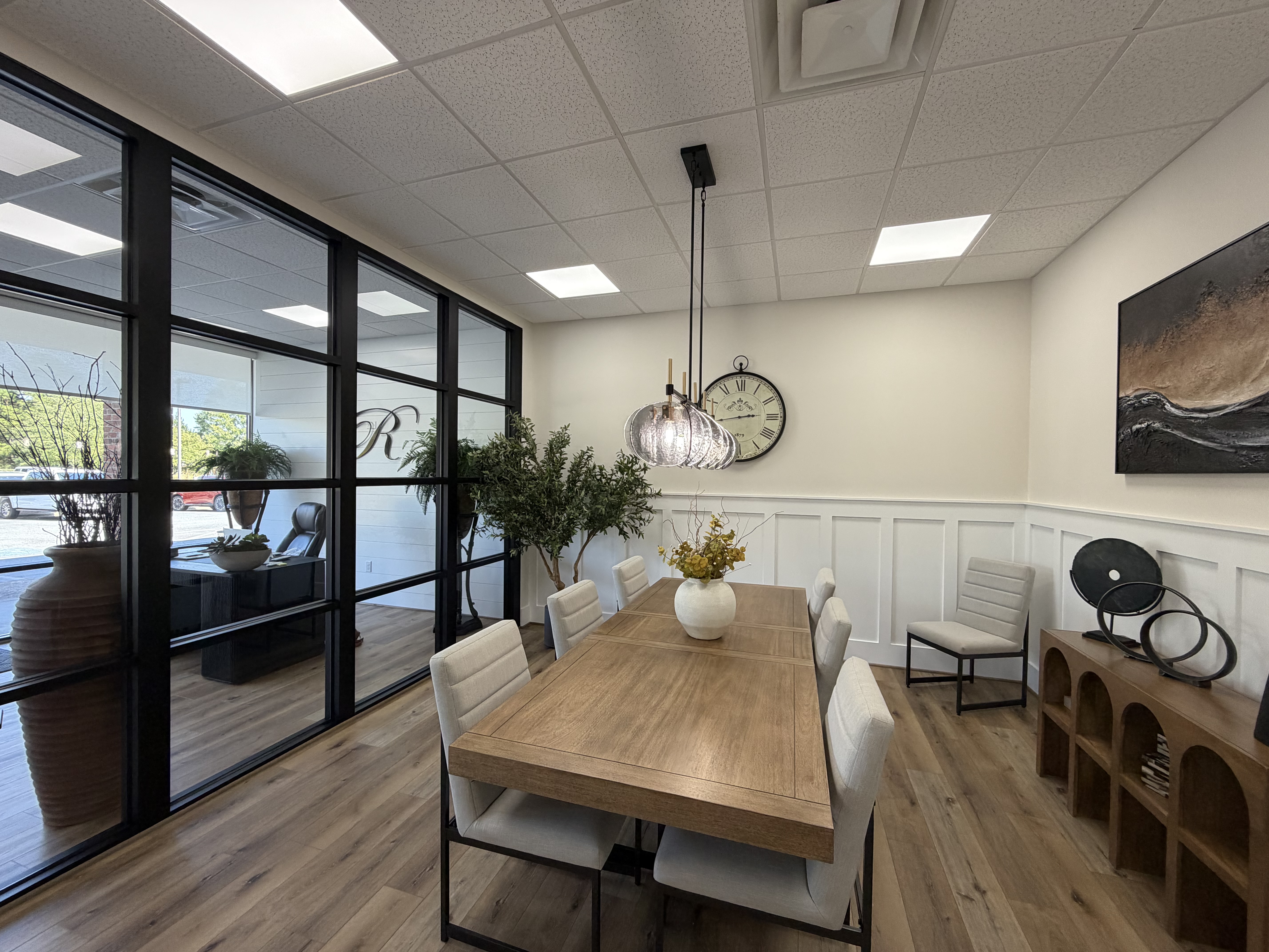 Robertson Realty conference room